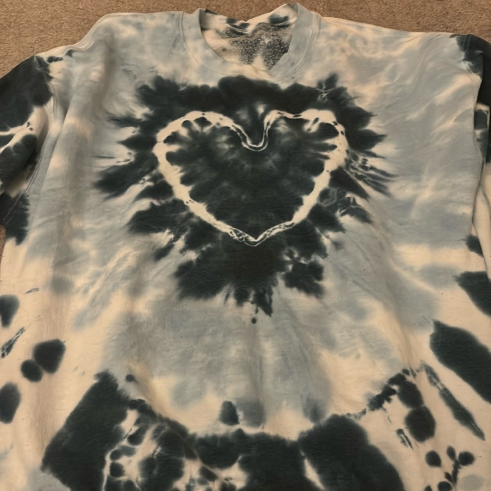 urban Outfitters Blue and white tie dye heart crew neck